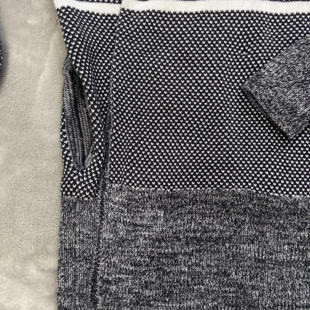 Ivivva Feeling Toasty wrap sweater navy and white size 14 with pockets - Picture 4 of 9